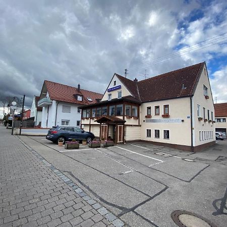 Airport Hotel Hallbergerhof Hallbergmoos Exteriör bild